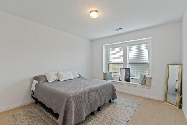 12335 Summerbrook Dr