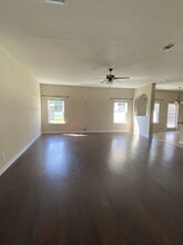 662 Red Oak Ln in Hinesville, GA - Building Photo - Building Photo