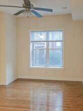855 W Cornelia Ave in Chicago, IL - Building Photo - Building Photo