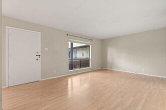 1601 Pennsylvania St NE in Albuquerque, NM - Building Photo - Building Photo