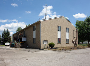 262 Folsom St in Warren, OH - Building Photo - Building Photo