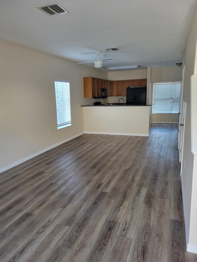 3867 74th Way N in St. Petersburg, FL - Building Photo - Building Photo