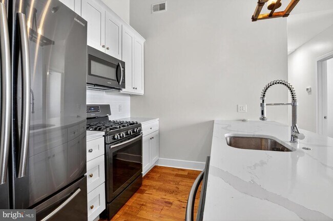 1420 E Susquehanna Ave in Philadelphia, PA - Building Photo - Building Photo