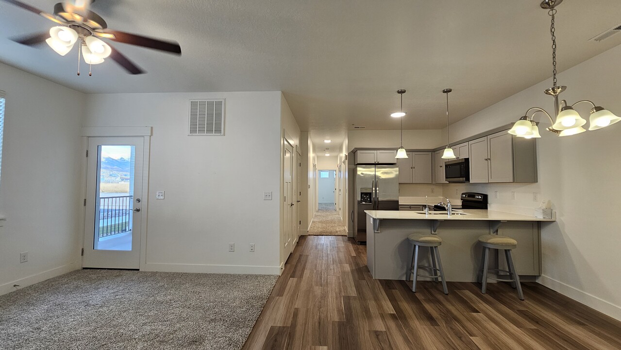 3323 W Hardman Way, Unit G101 in Eagle Mountain, UT - Building Photo