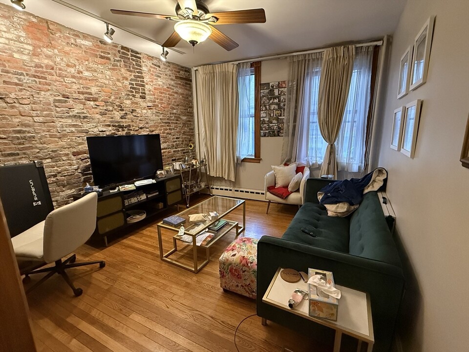 41 Garden St in Boston, MA - Building Photo