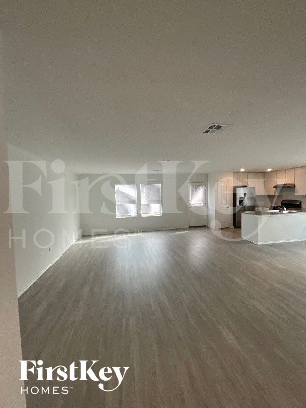 2425 Double Oak Dr in New Braunfels, TX - Building Photo - Building Photo