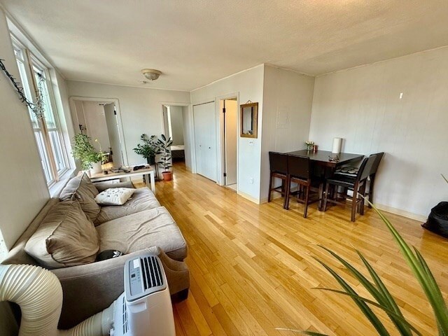 property at 1 Noyes Pl