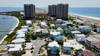 20 Seashore Dr in Pensacola Beach, FL - Building Photo - Building Photo