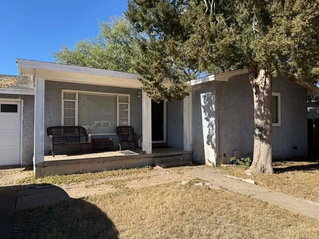 1408 S Adams Ave in Roswell, NM - Building Photo - Building Photo