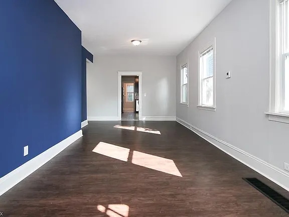 908 Starkweather Ave in Cleveland, OH - Building Photo - Building Photo