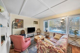 59 Furnace Rd in Chester, NJ - Building Photo - Building Photo