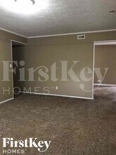 6111 Dry Den Ct in Indianapolis, IN - Building Photo - Building Photo