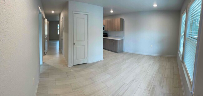 549 Duncan Creek Rd, Unit 101 in Russellville, AL - Building Photo - Building Photo