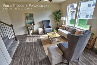 8782 Findley St in Lenexa, KS - Building Photo - Building Photo