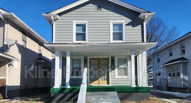 property at 721 N Grant Ave
