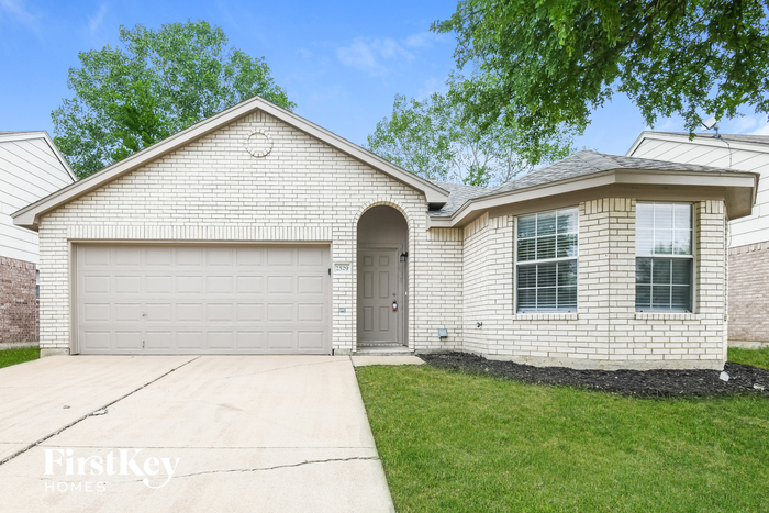 2529 Rivers Edge Dr in Fort Worth, TX - Building Photo