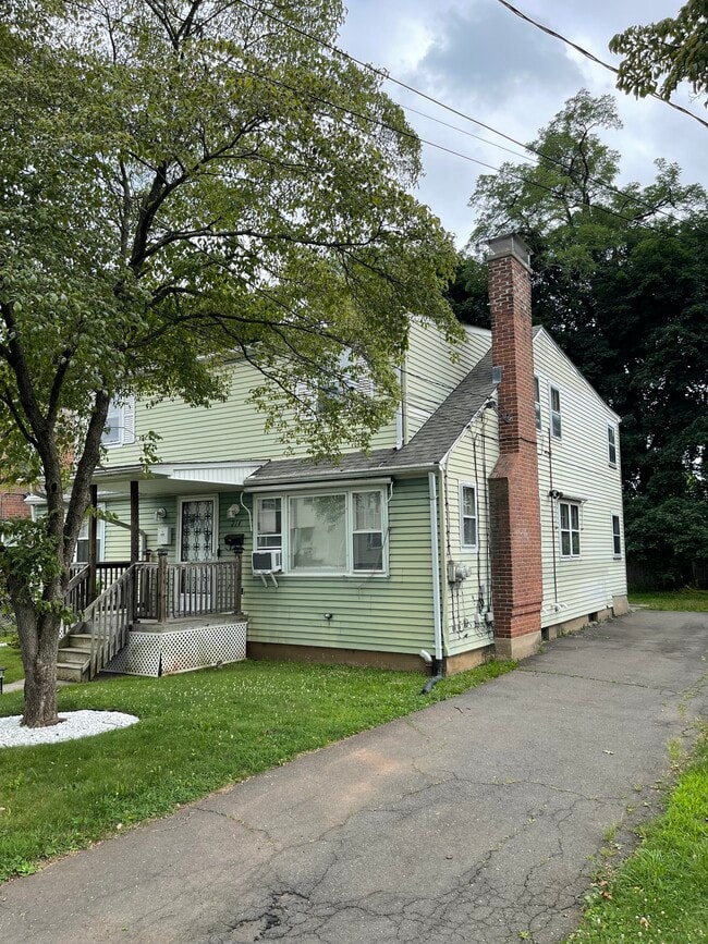 214 Columbia St, Unit 1st Floor