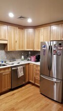 54 Green St, Unit 202 in Leominster, MA - Building Photo - Building Photo