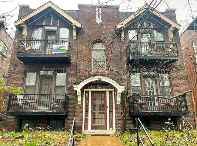 property at 2139 Alfred Ave