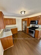 2148 Waggoner Ave in Evansville, IN - Building Photo - Building Photo