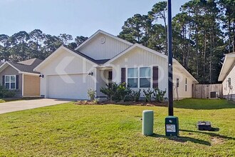 289 Monarch Ln in Pensacola, FL - Building Photo - Building Photo