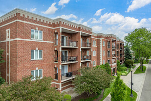 Waterford Place Condo Apartments