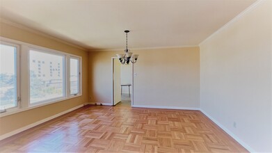 15 - 17-17 Lupine Ave in San Francisco, CA - Foto de edificio - Building Photo