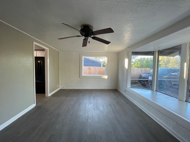 2527 Riverside Dr in South Bend, IN - Foto de edificio - Building Photo