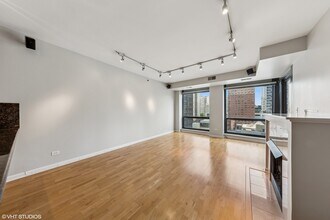 1212 N Wells St in Chicago, IL - Building Photo - Building Photo