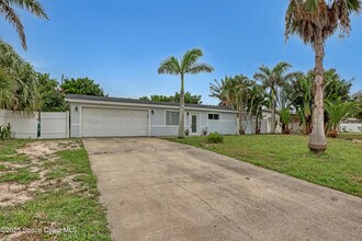 151 Coconut Dr in Indialantic, FL - Building Photo - Building Photo