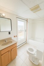 66 School St in Bristol, NH - Building Photo - Building Photo