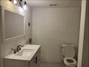 5421 Bryan St in Dallas, TX - Building Photo - Building Photo