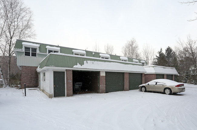 511 Quiet Pl in Waterloo, ON - Building Photo - Primary Photo