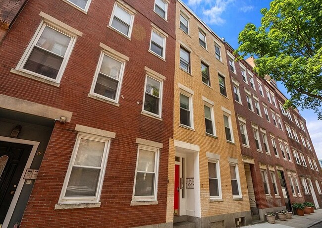 property at 36 Sheafe St
