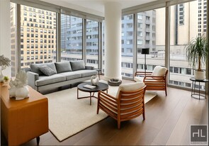 East 44th Street, Unit 16L in New York, NY - Building Photo