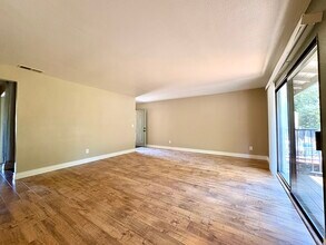 202 Pine St in Auburn, CA - Building Photo - Building Photo