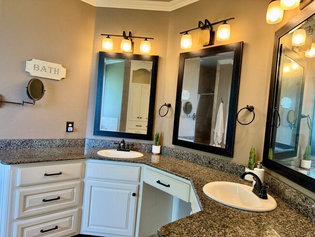 14351 W Waterloo Rd in Edmond, OK - Building Photo - Building Photo