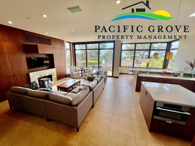 26537 Carmel Rancho Blvd in Carmel By The Sea, CA - Building Photo - Building Photo