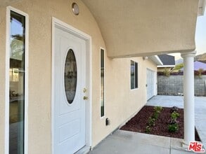 1221 N Azusa Ave in Azusa, CA - Building Photo - Building Photo