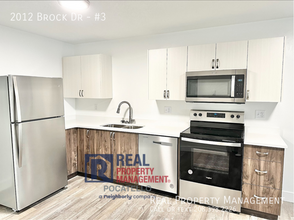 2012 Brock Dr, Unit #3 in Pocatello, ID - Foto de edificio - Building Photo