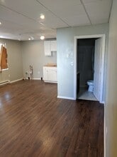 1172 Wyoming Ave in Exeter, PA - Foto de edificio - Building Photo