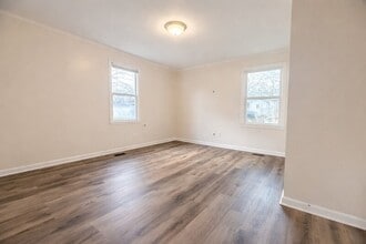 1205 Broadus Ave SE in Decatur, AL - Building Photo - Building Photo