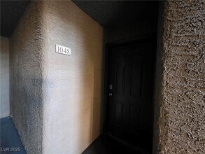 2175 S Fort Apache Rd in Las Vegas, NV - Building Photo - Building Photo