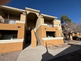 8070 W Russell Rd, Unit 2119 in Las Vegas, NV - Building Photo