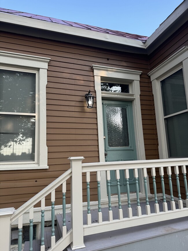 property at 1314 Chase Ave