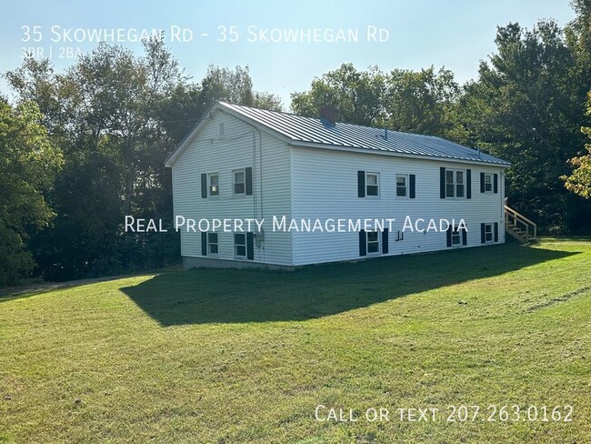 35 Skowhegan Rd-Unit -35 Skowhegan Rd in Fairfield, ME - Building Photo - Building Photo