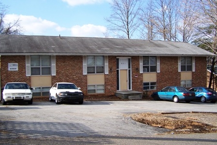 901 Flanders Ln in Knoxville, TN - Building Photo - Building Photo