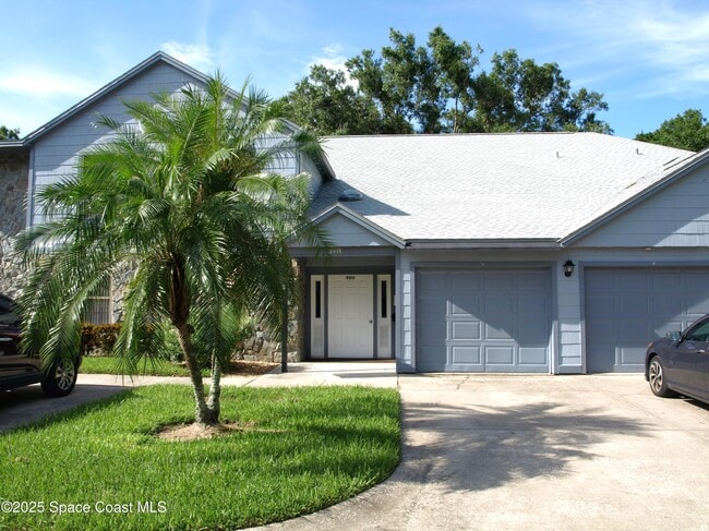9015 Manchester Ln in Melbourne, FL - Building Photo - Building Photo
