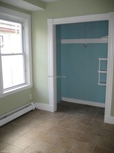 339 Centre St-Unit -Apt 2 in Boston, MA - Building Photo - Building Photo
