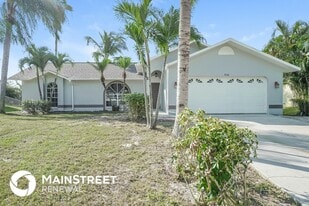 9100 Caloosa Rd in Ft. Myers, FL - Building Photo